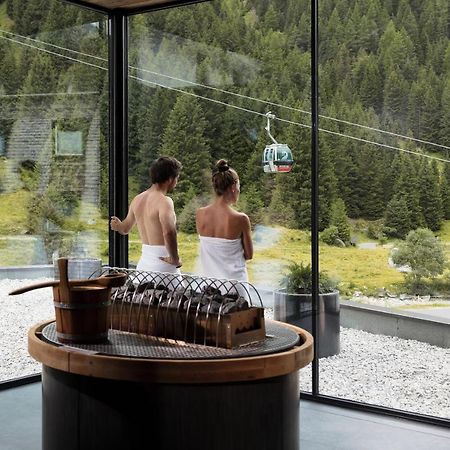 Hotel Vier Jahreszeiten ザンクト・レオンハルト・イム・ピッツタール エクステリア 写真