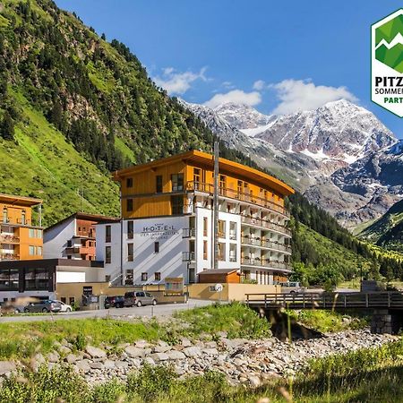 Hotel Vier Jahreszeiten ザンクト・レオンハルト・イム・ピッツタール エクステリア 写真